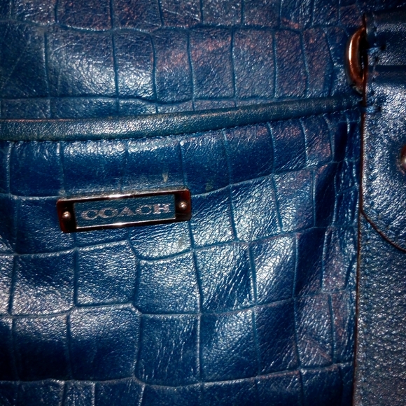Teal blue Coach medium handbag - Picture 6 of 15